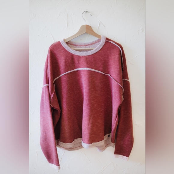 Releasing Top - Picture 1 of 7